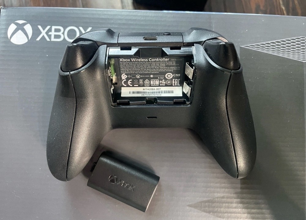 Microsoft Xbox Series X Black Console Wi-Fi Controller Cables Original Box