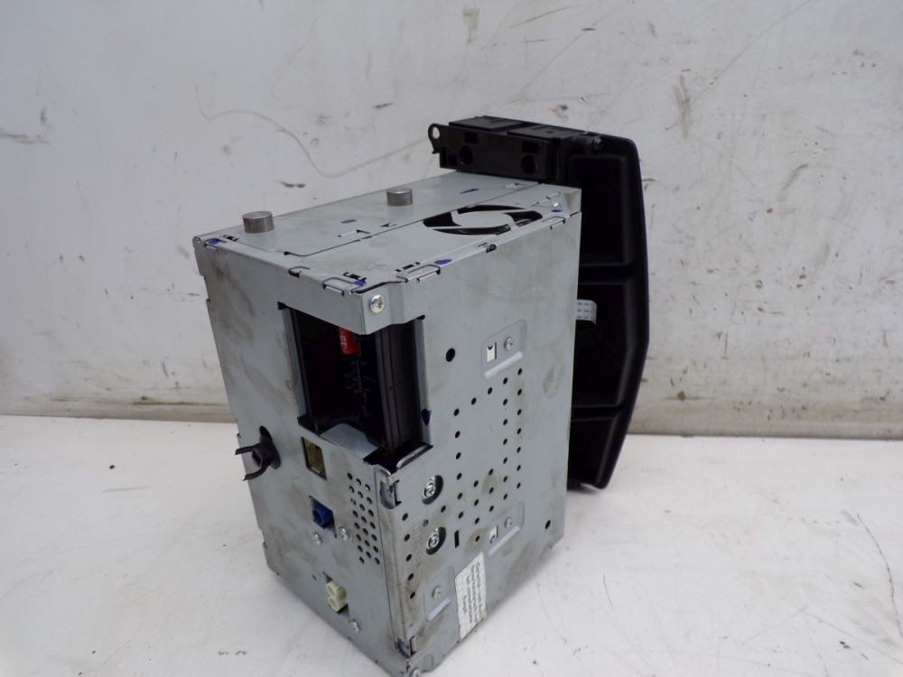 Radio/Cd-Changer (Code Not Available) Fits for Mercedes-Benz