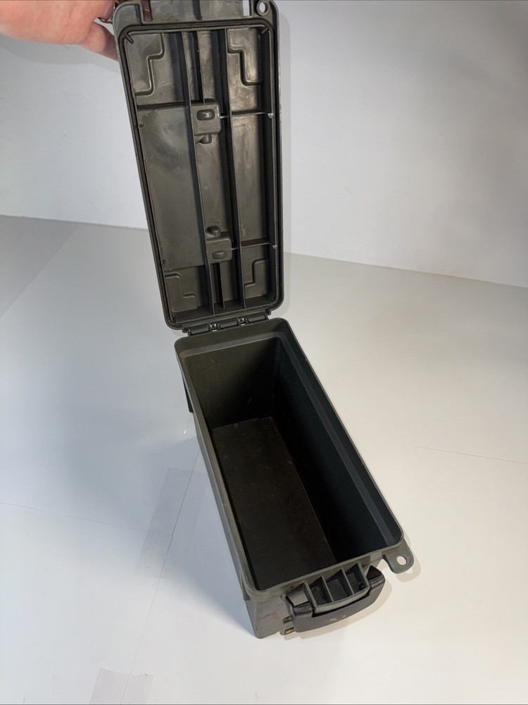 Field Ammo Box Green Lockable Ammunition Storage Box Bear Arms