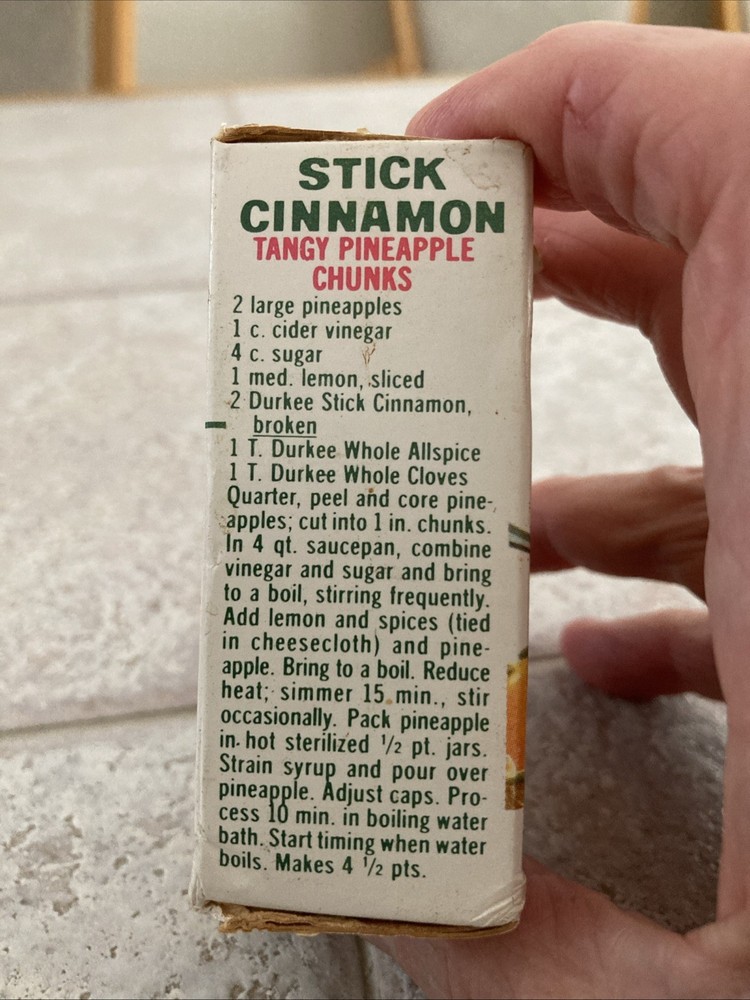 Durkee Stick Cinnamon NET WT. 1 OZ. (28.3 GRAMS); Box Only