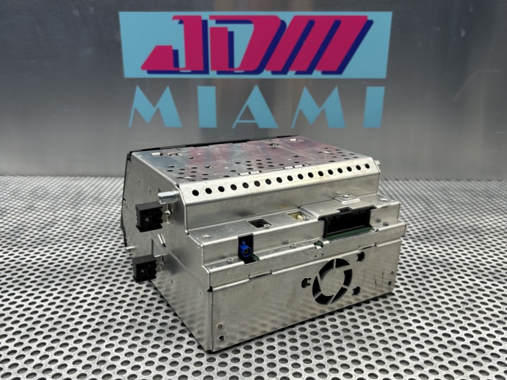 2007-2009 Mercedes S550 S450 Head Unit Command Amplifier CD Becker