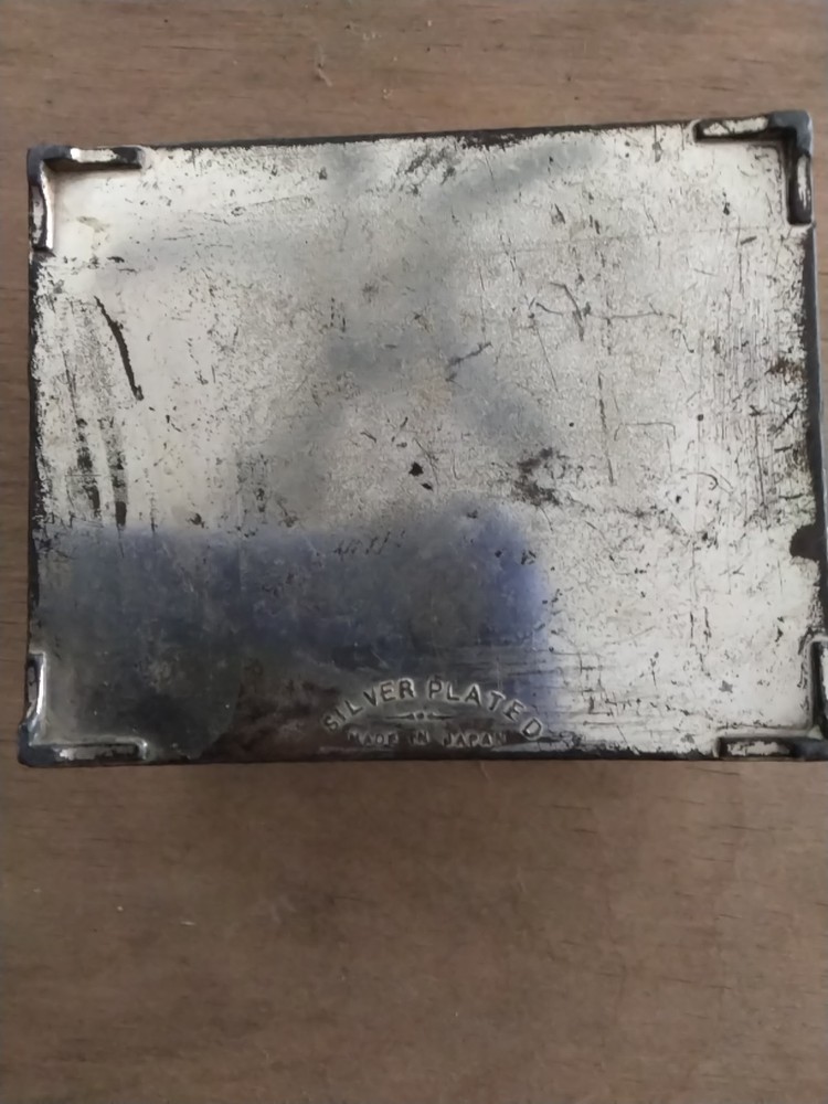 Silver plated vintage cigarette box Cedar