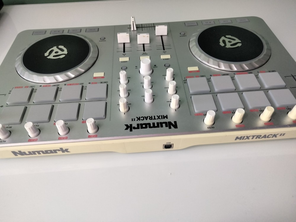 Numark Mixtrack II Digital DJ Controller FOR PARTS (Not Working)