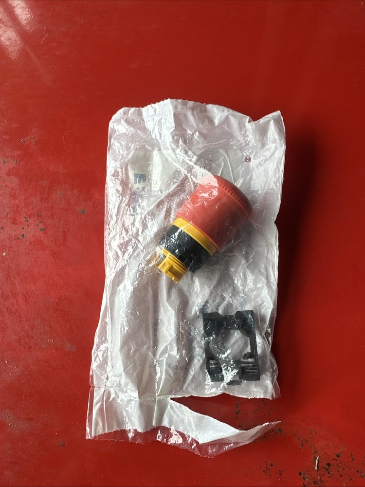 Emergency Stop Push Button Eaton M22-PVT