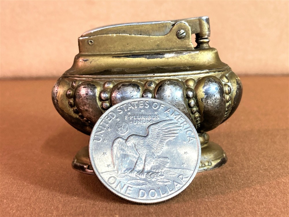 Vintage "CROWN" Table Lighter by Ronson, 3 Inches Long,