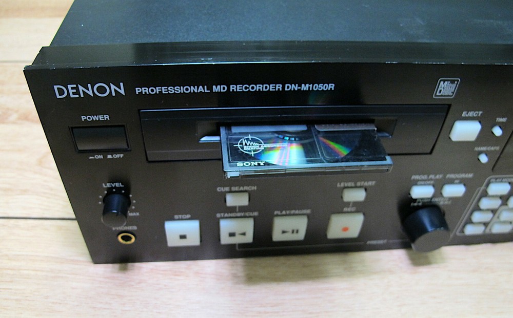 Used Denon DN-M1050R Mini Disc Player/Recorder