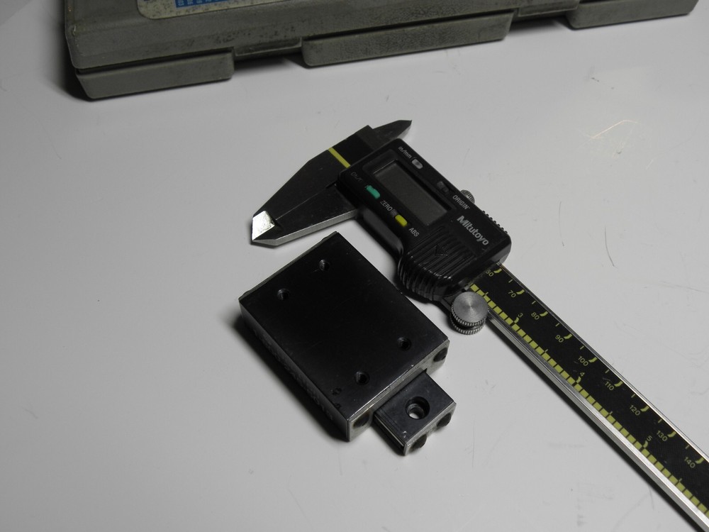 Deltron Linear Stage 25mm travel 50 X 38mm table