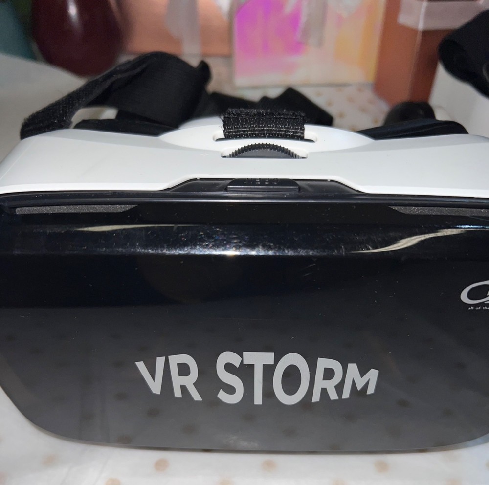 VR Storm & Sharper Image Virtual Reality Headsets