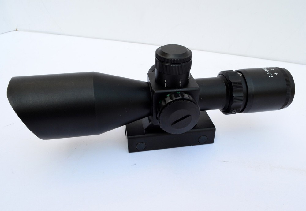 Adjustable 2.5-10x40 Compact Rifle Scope with Illuminated Mil-Dot Reticles