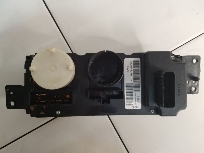 Temperature Control Front Manual-dual Zone Opt Had Fits 2005-2008 PACIFICA OEM