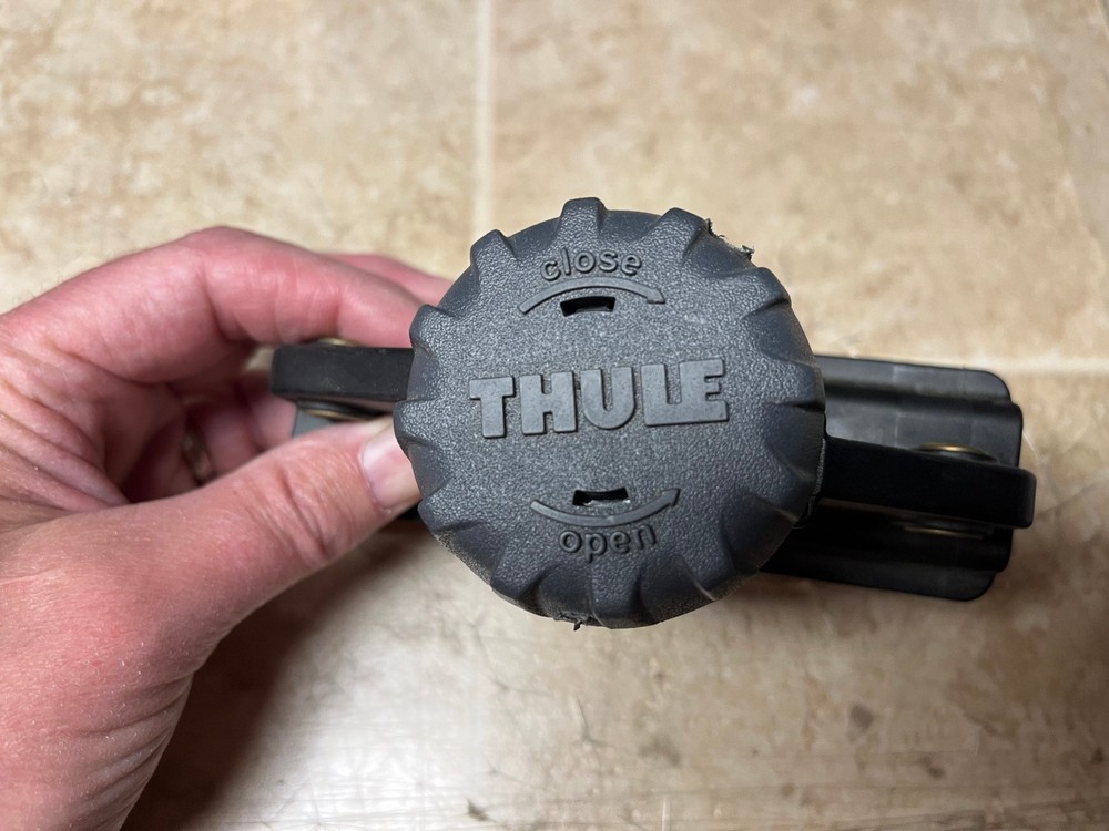 Thule Fast Grip Replacement Clamp for Thule Pulse Alpine Cargo Boxes FastGrip