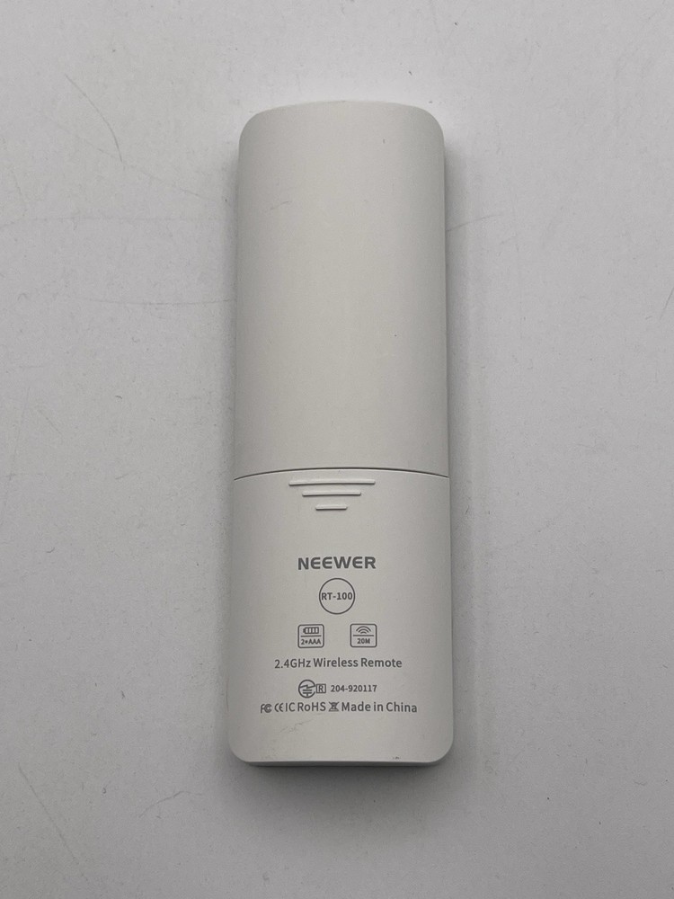 NEEWER Remote Control Bluetooth RT100 2.4 GHz Wireless Remote WORKING/TESTED