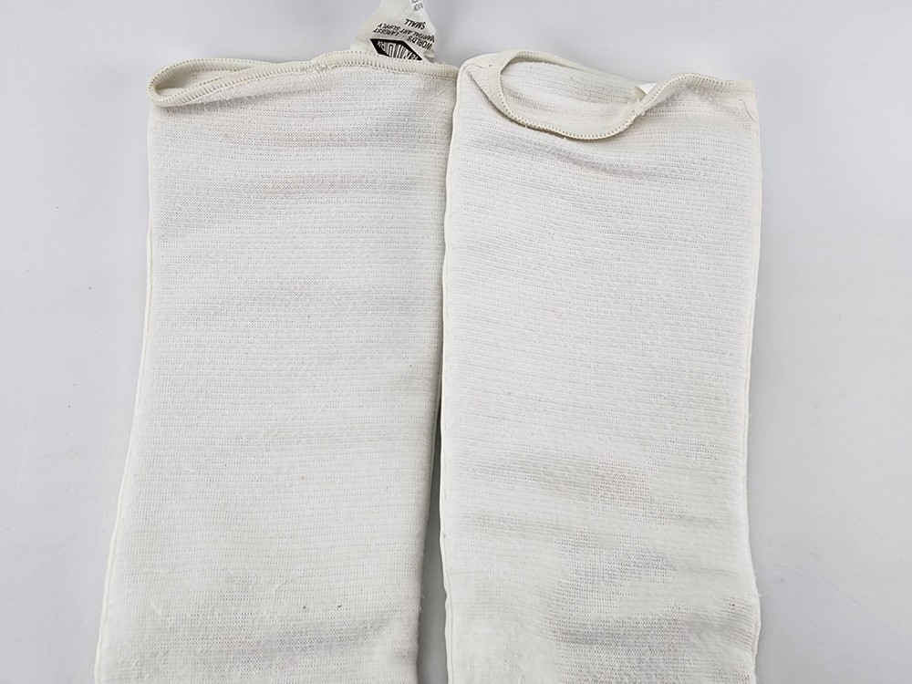 Century Shin Guards Size Small Cloth Instep Pads • White