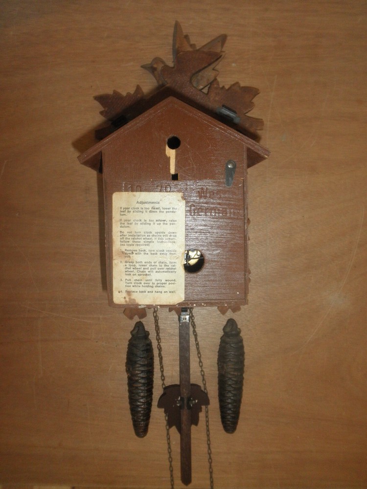Cuckoo Clock German Black Forest working 1 Day CK3020