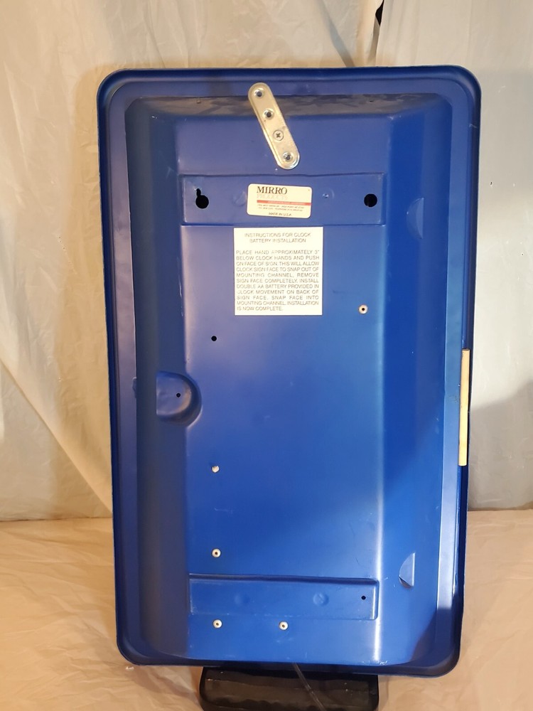 Vintage Crosley Dealer Light Up Advertising Clock
