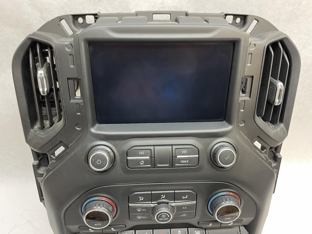 2019 CHEVY SILVERADO RADIO CONTROL PANEL w/DISPLAY CLIMATE CONTROL 84569064