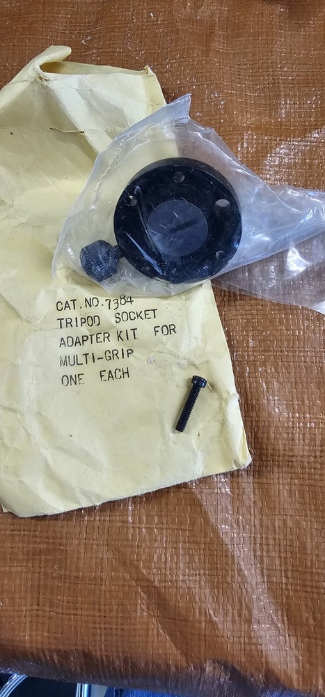 Graflex Tripod Socket Adapter Kit #7384 NOS, For Multi-grip