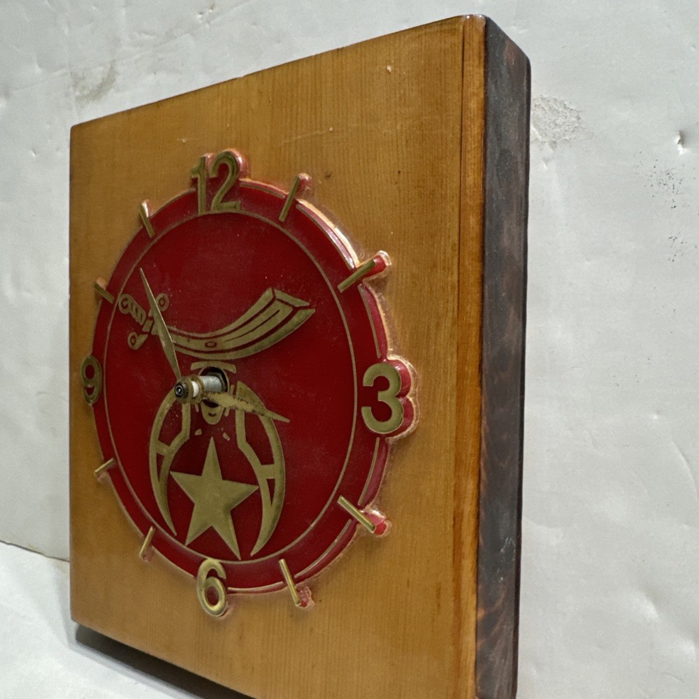 VINTAGE Ramar IND Plastic Clock Red Shriner on Wood, Not Working