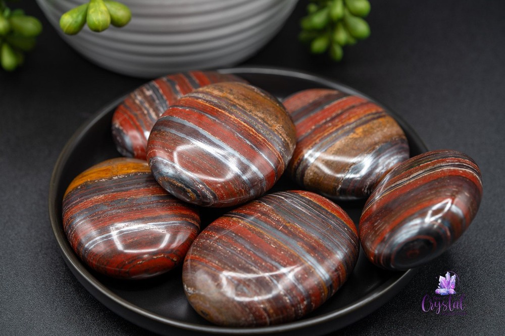 High Quality Tiger Iron Palm Stone