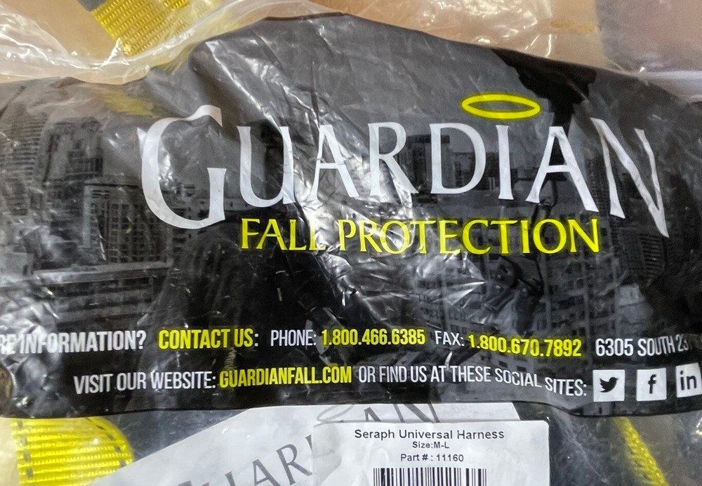 Guardian Fall Protection 11160 M-L Seraph Universal Harness