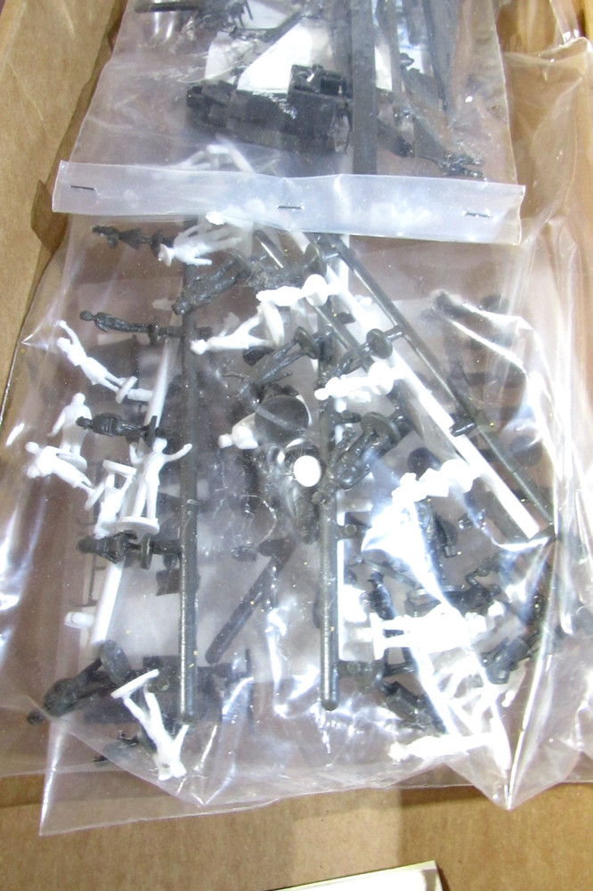 BACHMANN HO SCALE MASH 4077TH ARMY TRAIN SET NEW UNUSED