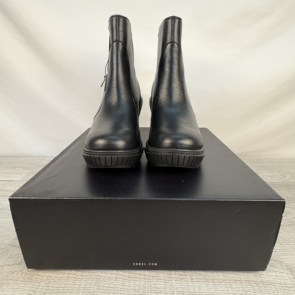 SOREL Ona Ave Black Wedge Zip Bootie - Size 8