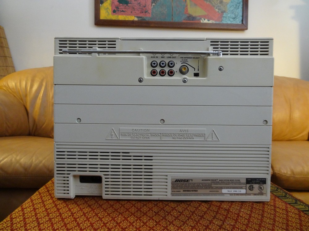 Bose Wave Music System CD-3000 AM / FM / CD Player + Remote