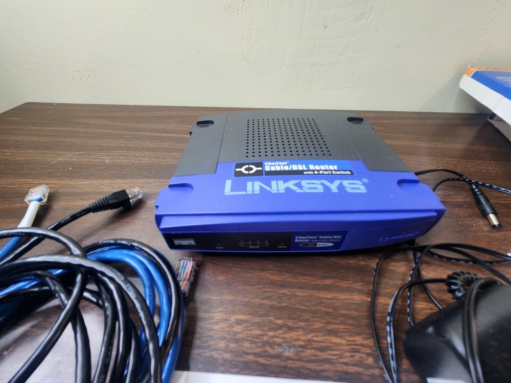 Linksys Etherfast Router BEFSR41 Ver 2. 4 Port 10/100