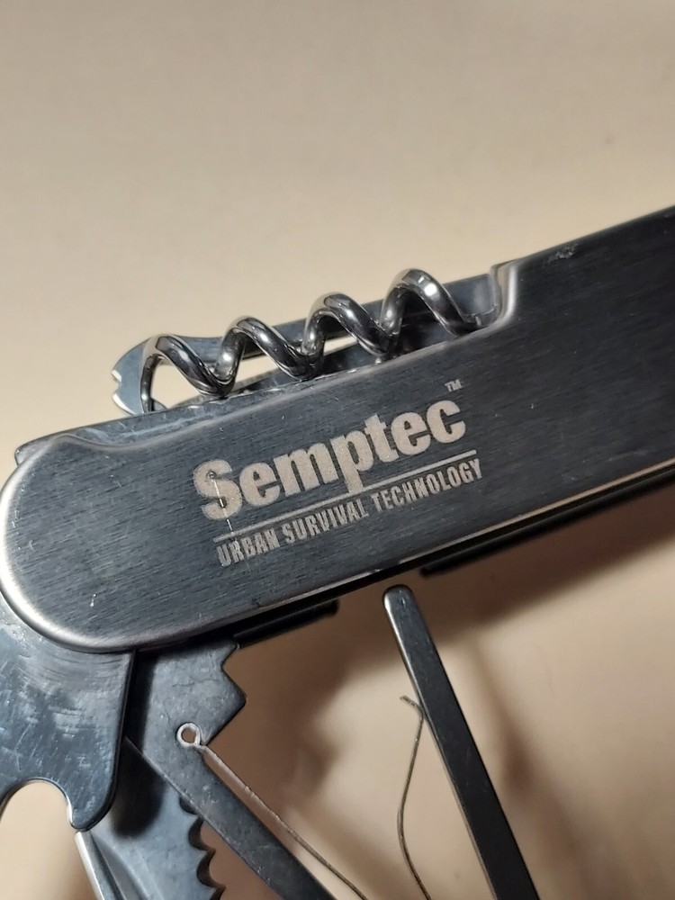Semptec Camping Knife 14-in-1 multi tool w/Box