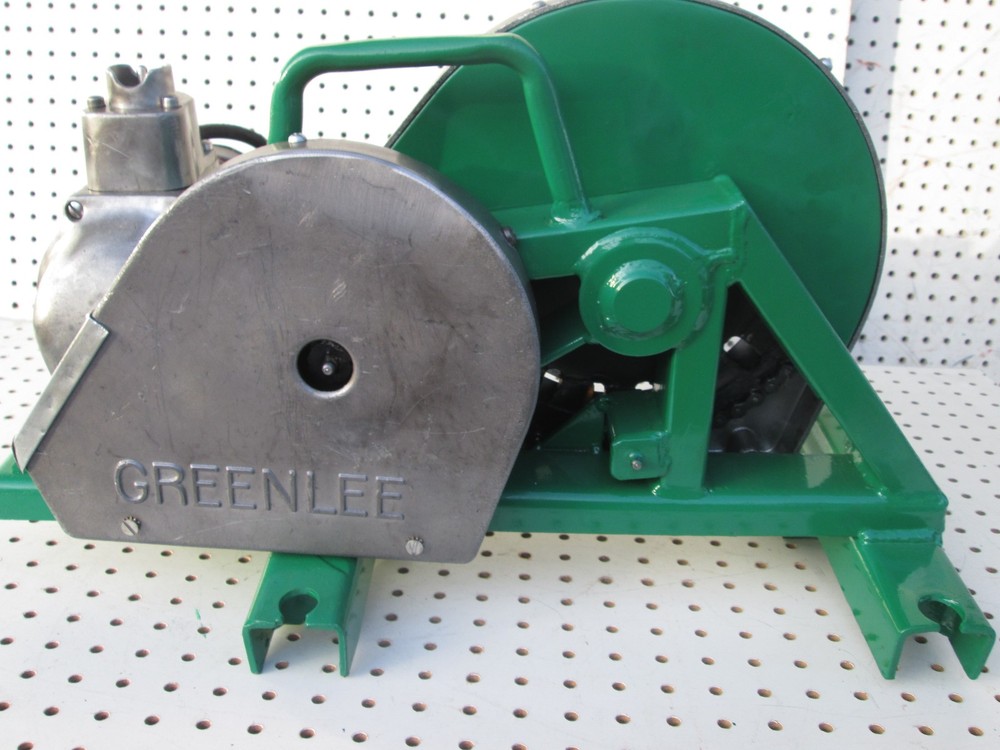 GREENLEE 640 CABLE TUGGER WIRE 4000lb. Ready to pull