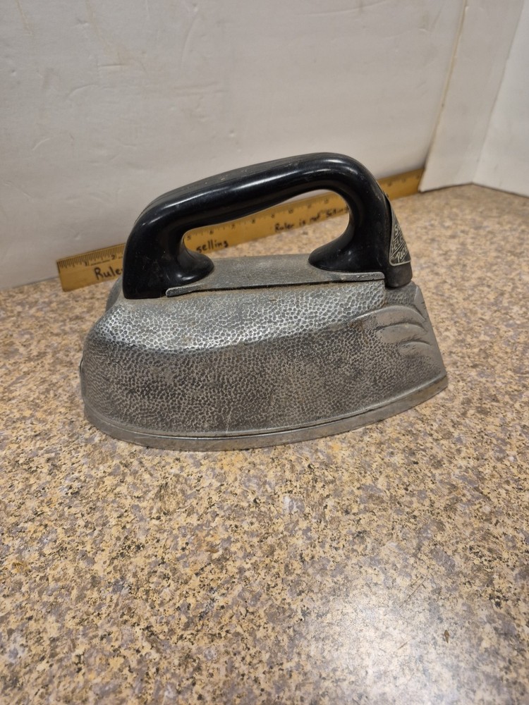 Vintage Steem Electric Pace Maker Iron