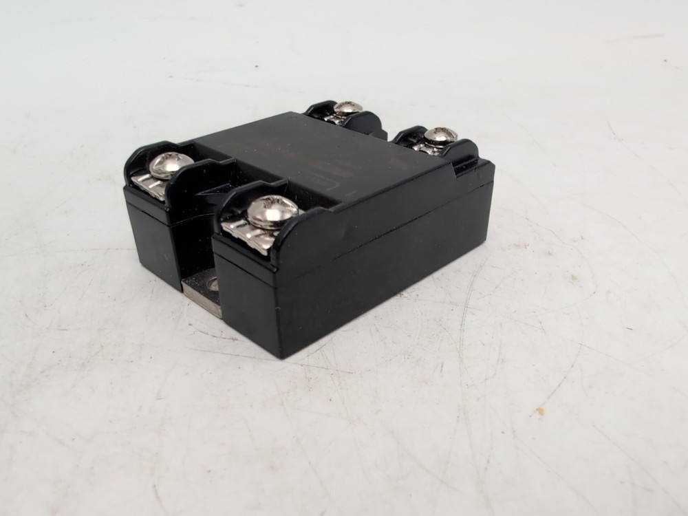 Crydom D06D60 Solid State Relay SSR 60A 60VDC Output 3.5–32VDC Input – Good