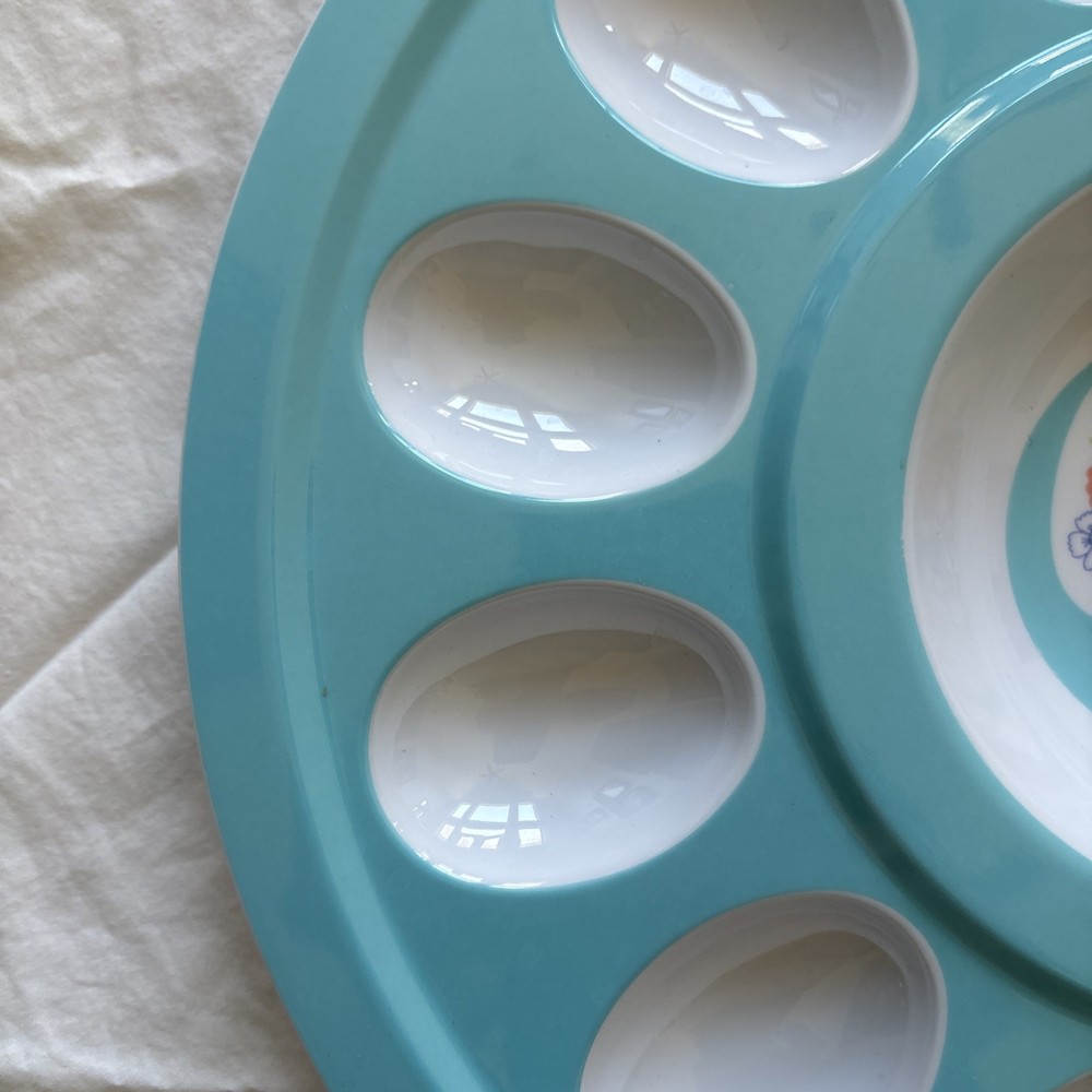 Easter Deviled Eggs Holiday Tray