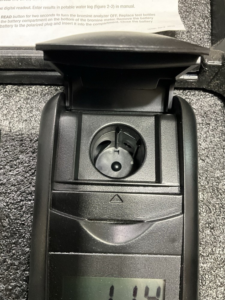 EVERPURE MODEL 1200 DIGITAL BROMINE ANALYZER KIT POWERS ON