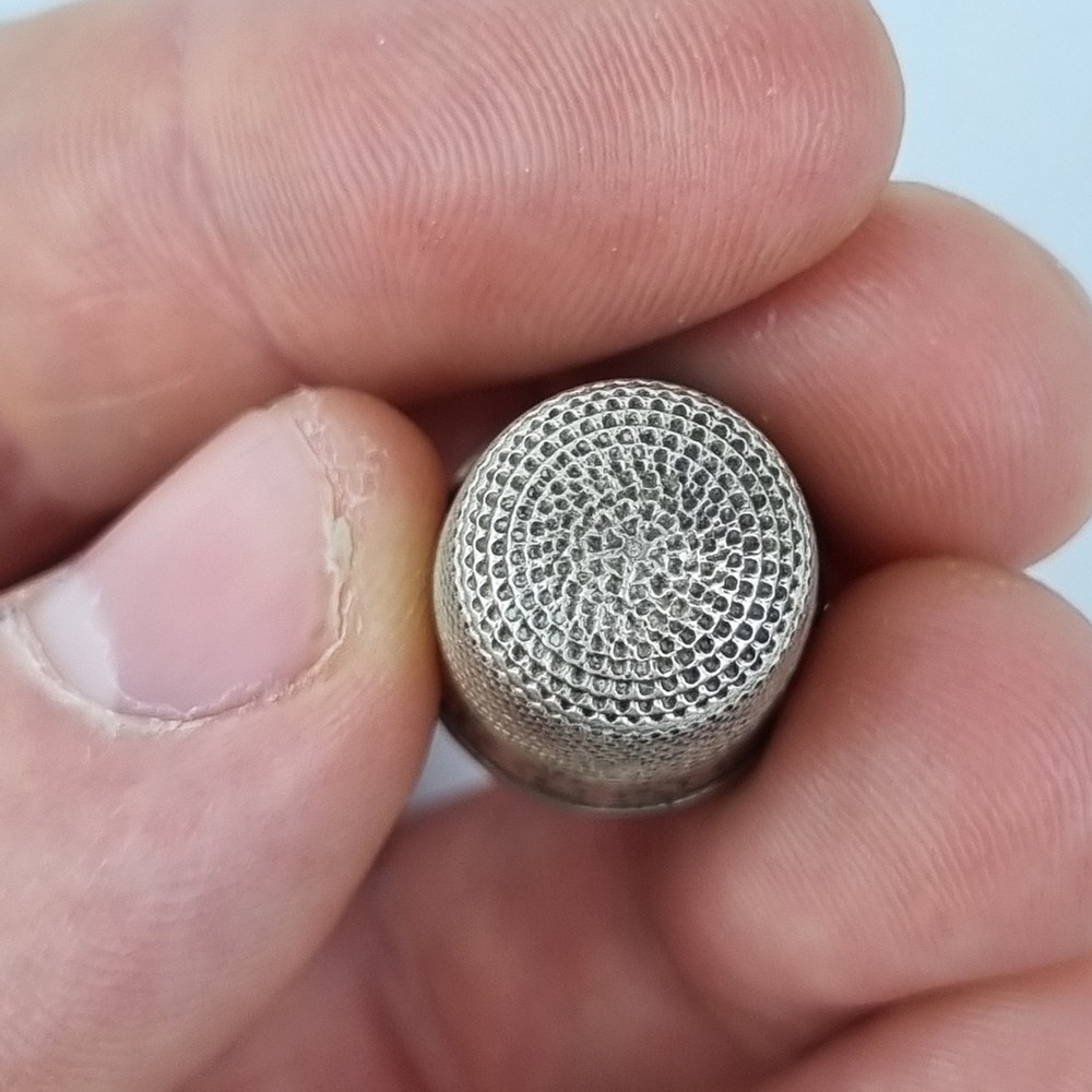 Antique Solid Silver Thimble Birmingham 1963