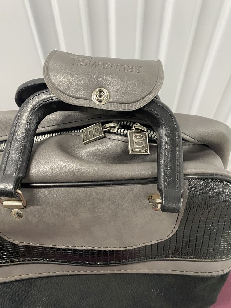 Brunswick Bowling Bag Gray and Black