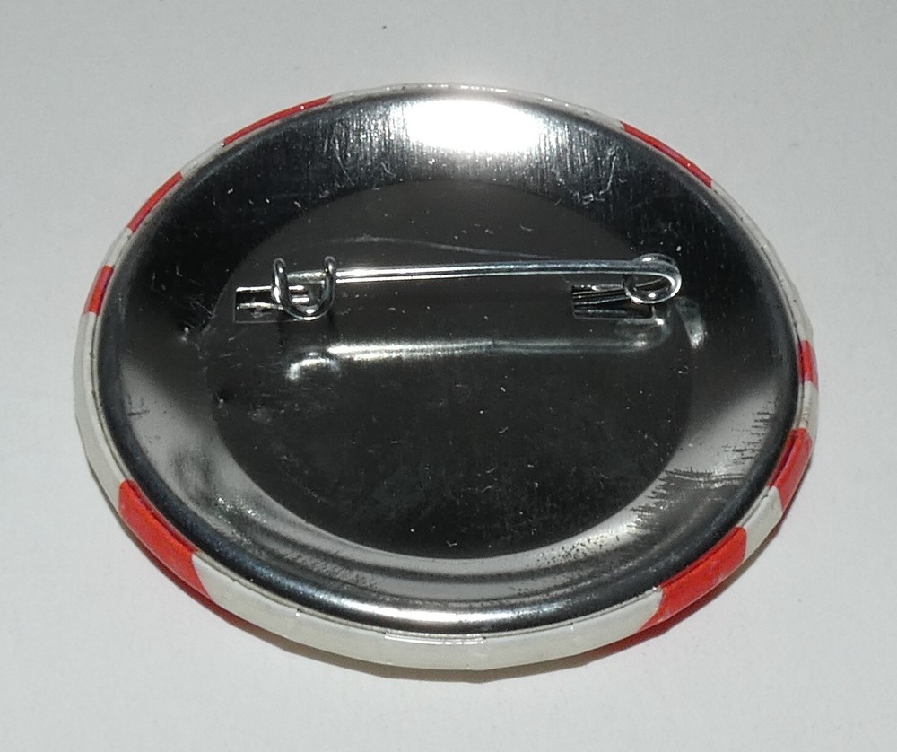 DELTA AIR LINES RED AND WHITE STRIPED PINBACK BUTTON 2"