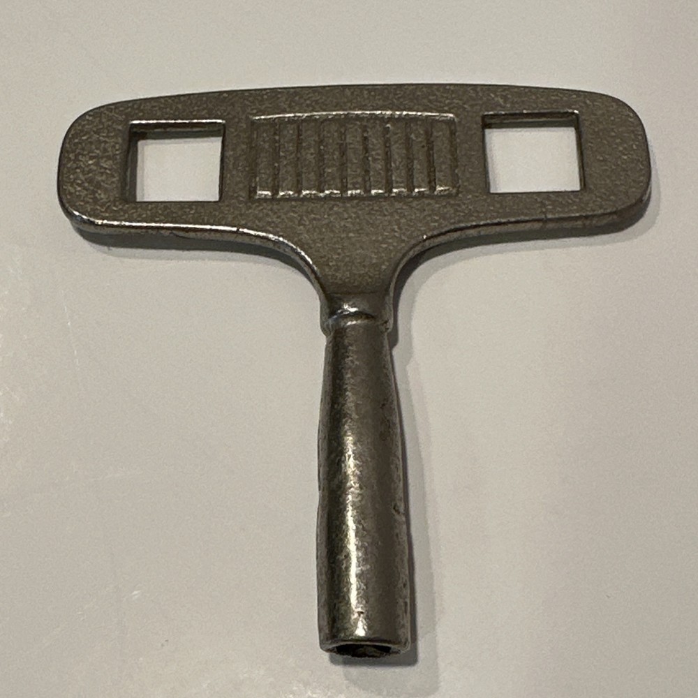 Vintage Clock Winding Key 2.5”