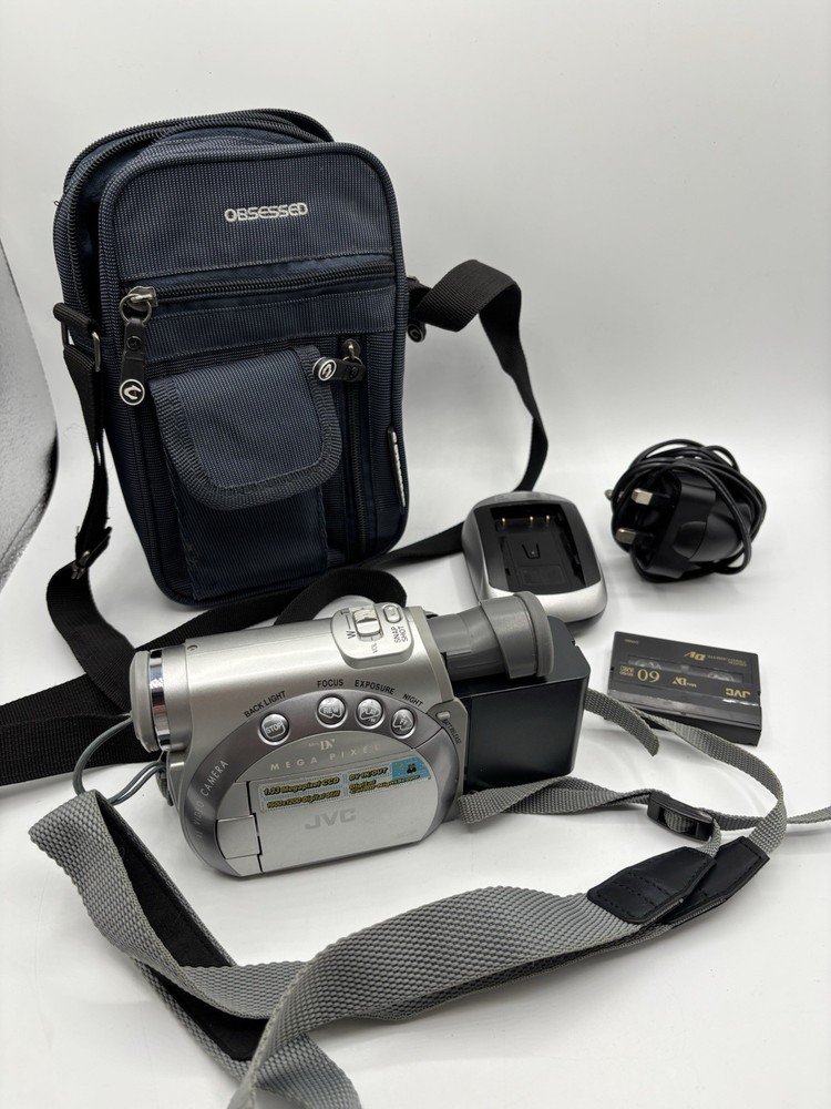 JVC GR-D200EK Handheld MiniDV Camcorder Silver