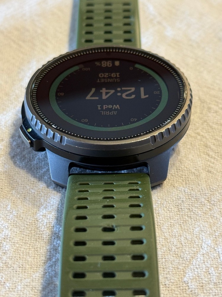 Suunto Vertical Titanium Solar