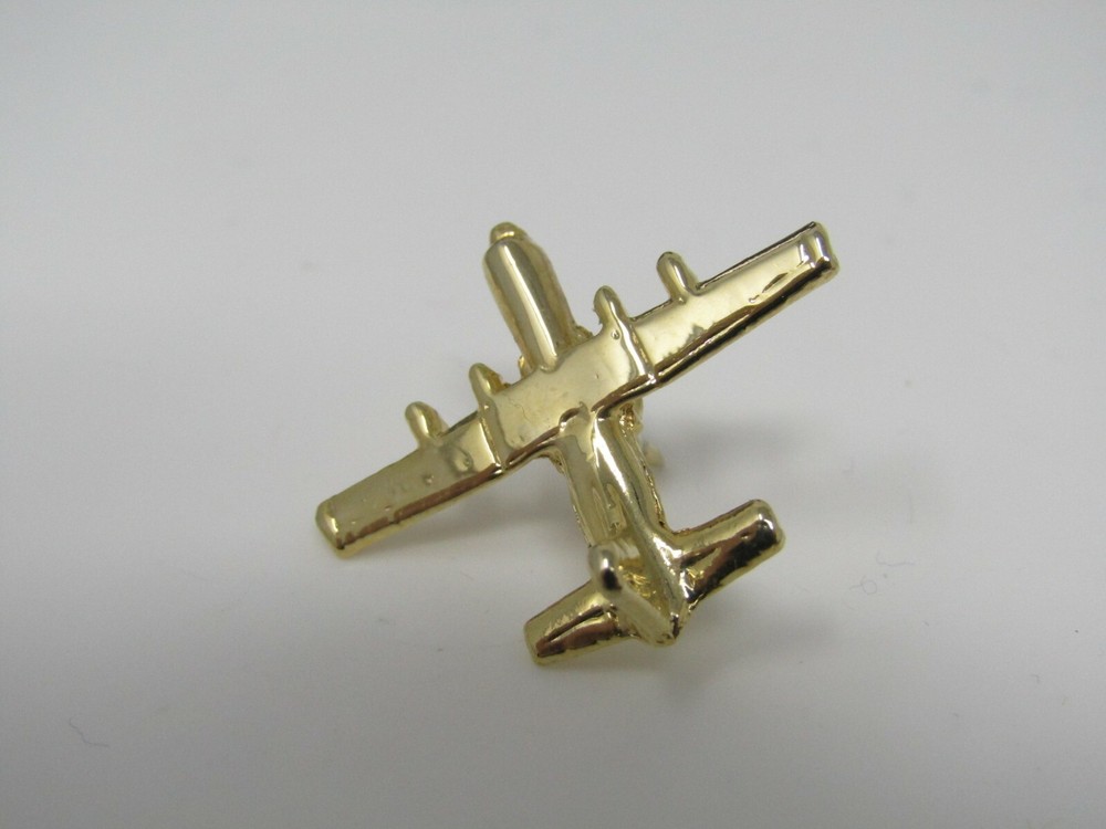 Airplane Pin Nice Gold Tone Design
