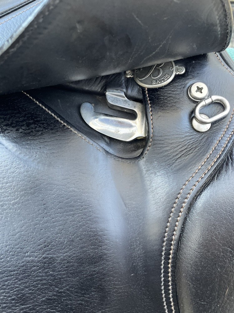 Bates Elevation DS Jump English Saddle 17.5”