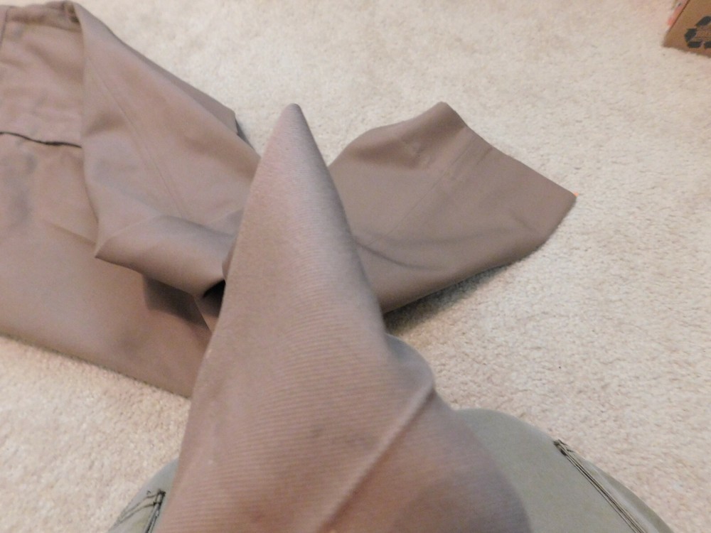 US MILITARY TAN PANTS SIZE 33 X 28