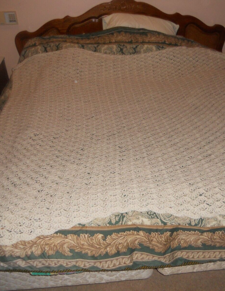 Crochet Cream Diamond Pattern Afghan Blanket 75" x 75"
