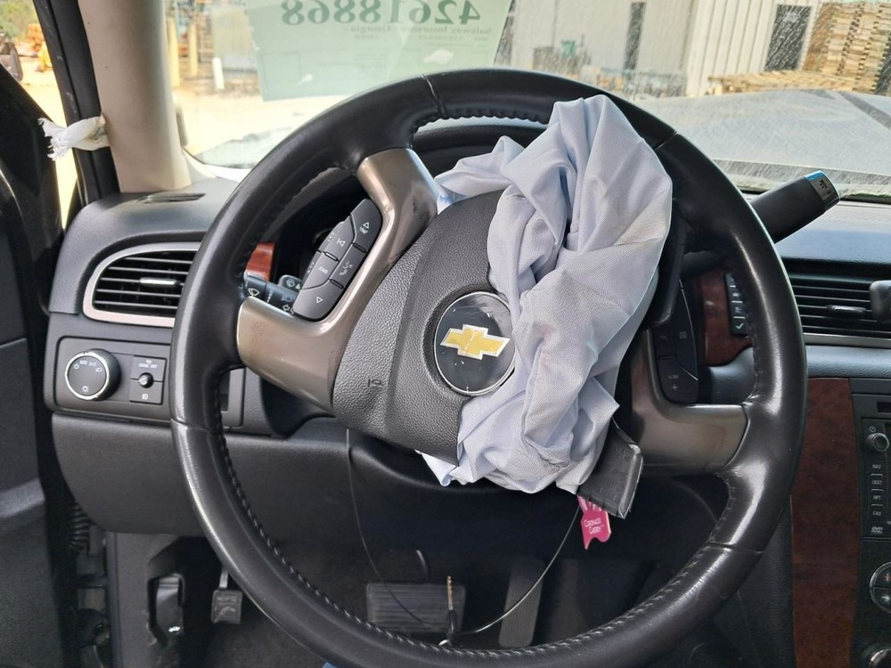 Fuse Box Engine Fits 10-14 ESCALADE 4776207