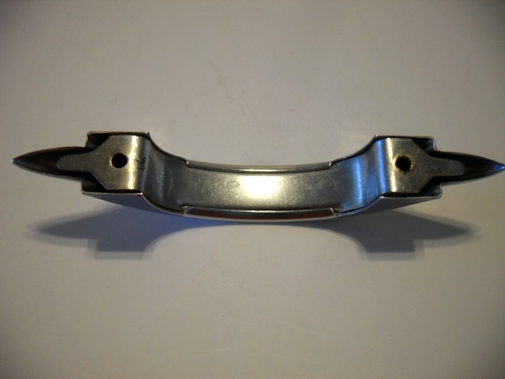 Vintage Chrome Drawer Pulls Stepped Sides Blk Lines Pointed Ends Amerock