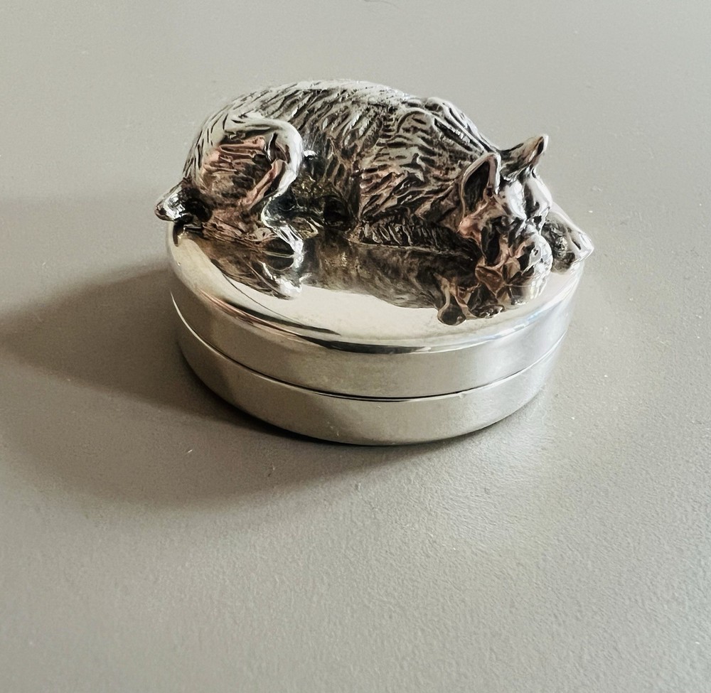 Solid Silver Scottie Dog Pill Snuff Box