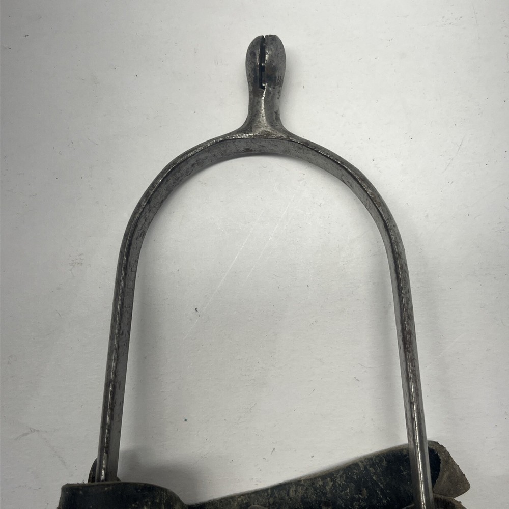 Pair Of Spurs Unbranded YB3