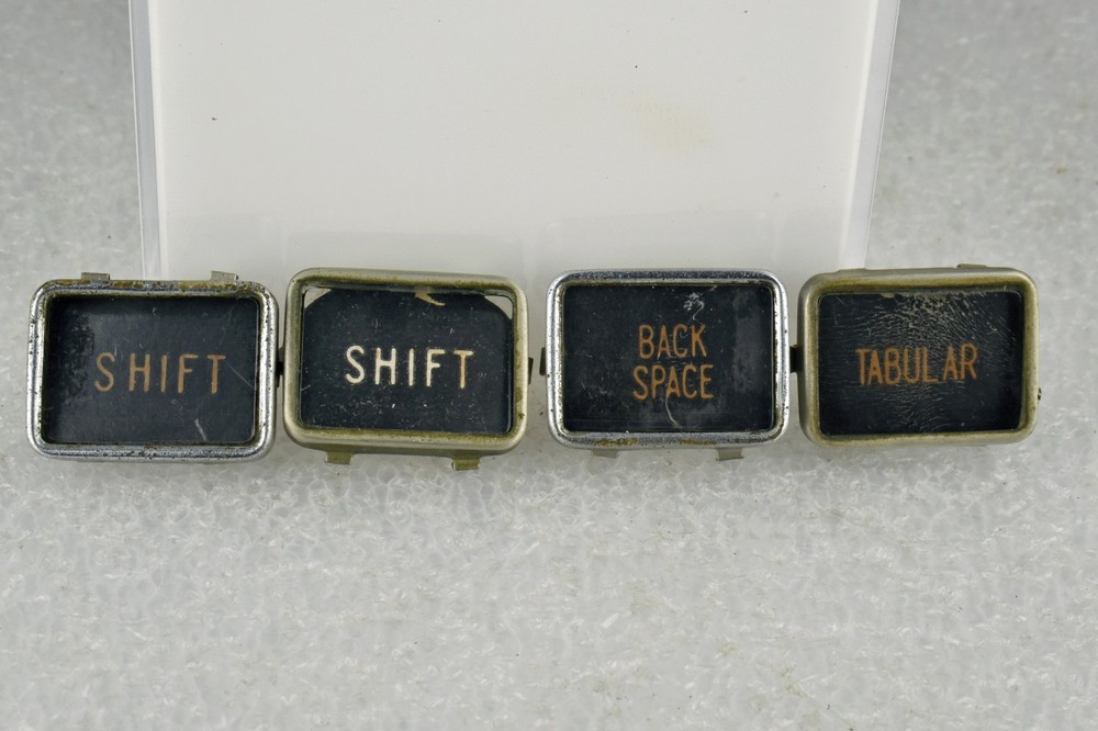 VTG 1941 Royal KMM Rectangular Shift Backspace Tab Key Caps Replacement Part