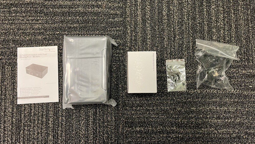 STARTECH.COM 2-Port KVM Switch With Dual DisplayPort - 4k 60Hz